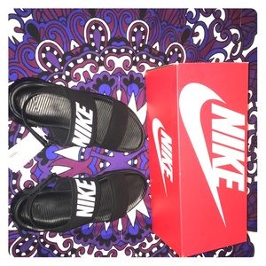 Nike Tanjun Sandals